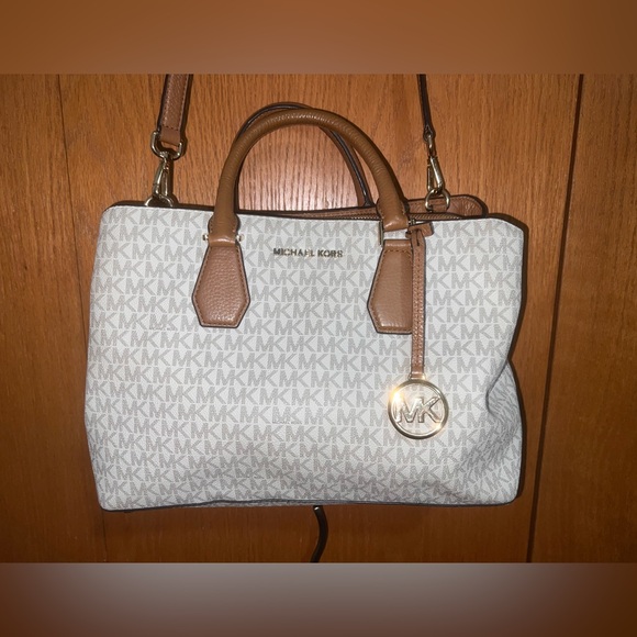 Michael Kors White Handbag/crossbody - Picture 4 of 12